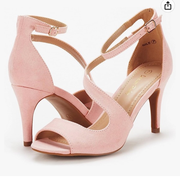 Pink Heels - Picture 2 of 3